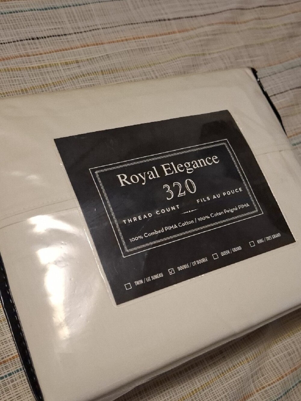 320 Thread Count White Sheet Set - Picture 2 of 4